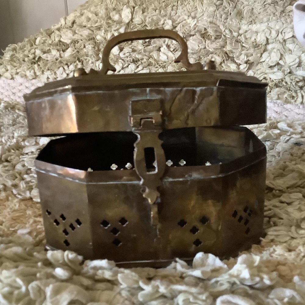 RARE CHINESE ANTIQUE BRASS CRICKET CAGE